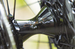 ボーラウルトラWTOのリヤハブ