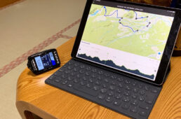 ジェロボームのコースを表示したタブレット