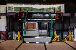 本陣跡に展示されていた江戸時代の駕籠