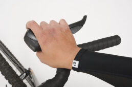 リリーフバーのブラケットポジション