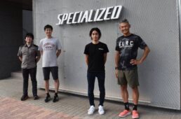 竹谷さんとスペシャライズド幕張のスタッフ