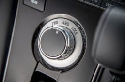 デリカD:5のダイヤル