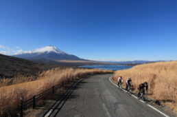 三国峠を超えて山中湖への下りセクション
