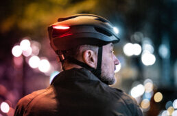 自転車用ヘルメット「LUMOS Ultra」