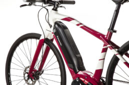 パナソニックの先導車