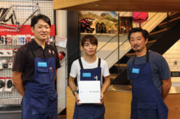 スクアドラ 大阪平野店のスタッフの皆さん