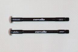 R5のスルーアクスル