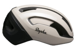 ラファ + POC　特別限定版のヘルメット