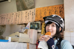 宮本精肉店のコロッケ