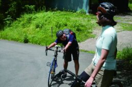 上りで泣きを入れる松村氏