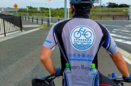 豊橋田原連合ジャージを着たゴンザ