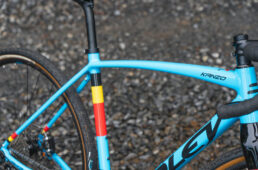 カンゾーエーのフレーム