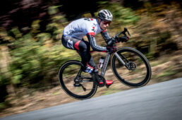 「C50」でスプリントする今村選手