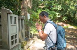 源頼朝の墓所にお参り