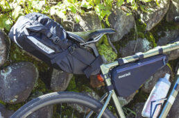 フレームポーチとサドルバッグ