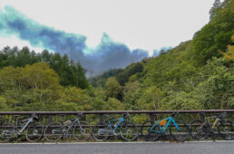 トップストーンシリーズなどのグラベルバイク