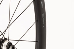 WH-R9270ホイールシリーズのリム外側形状