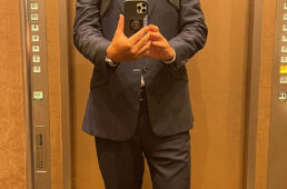 スーツの渋井さん