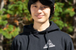 板垣奏男（いたがき かなお）さん