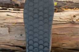 MTB用フラットペダルシューズのソール