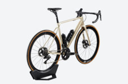 キャニオンHOMEバイクスタンド