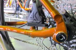 ヘラのリヤエンド