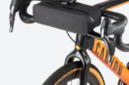 コクピット Canyon CP07 Gravelcockpit CF ステム一体型2階建て