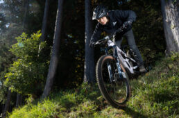 マウンテンバイクの基本ライディングフォーム