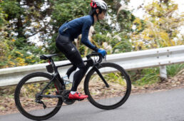 ダンシングで上り坂を走る池田さん