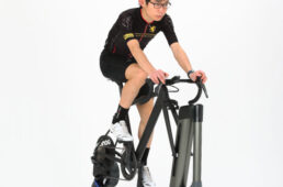 wahooでzwiftをプレイする池田さん