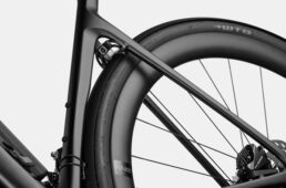 シナプスのシートステー