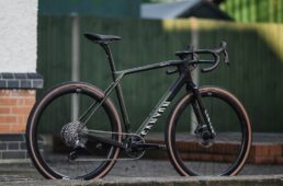 コクピット Canyon CP07 Gravelcockpit CF ステム一体型2階建て
