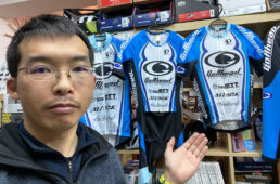 トライアスロンを中心にスポーツバイクを取り扱う同店代表。それぞれのチャレンジを応援し、目標や目的の達成に近づく提案を心掛けている。自身は20歳で長距離のIRONMANを複数完走