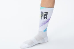 パールイズミ・エアスピード ソックス（3960円）。●新規注文／納期40日営業日・3着〜　●追加注文／納期40日営業日・1着〜（3着未満は割増）