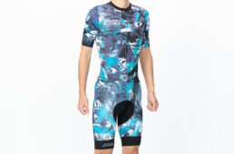 パールイズミ・エアスピード ジャージ（1万6280円）。●新規注文／納期40日営業日・3着〜　●追加注文／納期40日営業日・1着〜（3着未満は割増