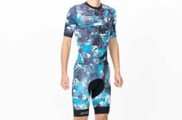 パールイズミ・エアスピード ジャージ（1万6280円）。●新規注文／納期40日営業日・3着〜　●追加注文／納期40日営業日・1着〜（3着未満は割増）