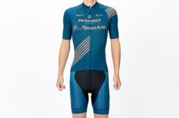 ウエイブワン・レジェフィット2.0半袖ジャージ（1万2650円）●新規注文／約50日・3着〜