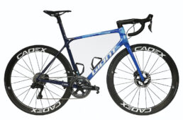 カデックス×チーム・バイクエクスチェンジ・ジェイコ