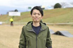 カミハギサイクル緑店の久野稜汰さん