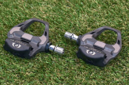 ロードバイク用ビンディングペダル