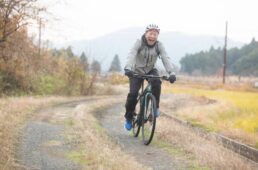 賤ヶ岳の合戦場を行く筆者