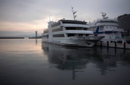 大津港のクルーズ船