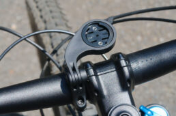 エッジ1040ソーラー付属のMTB用マウント