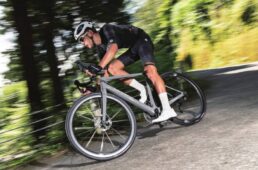 SL1に乗る山本さん