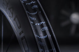 ロヴァール・CLX2のリム