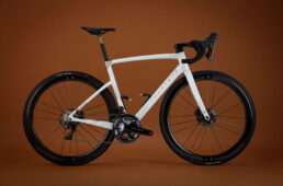 トア ケイトリン・フィールダー