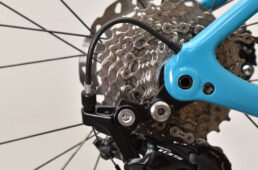 機械式変速の変速ケーブル