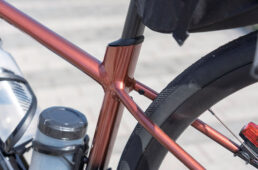 アヴェイルAR1のシートポスト