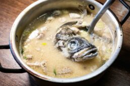 栄食堂のたら汁