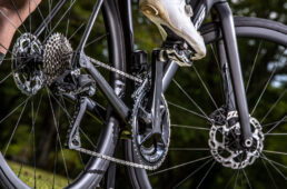 シマノ・105-R7100シリーズの概要